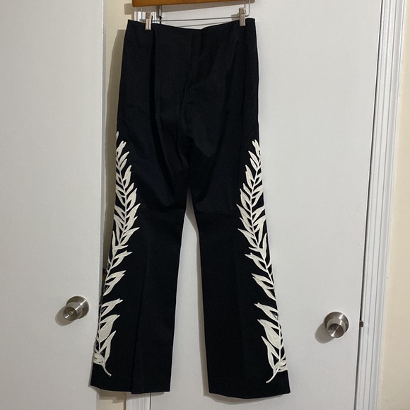 Cache Pants - Picture 3 of 10